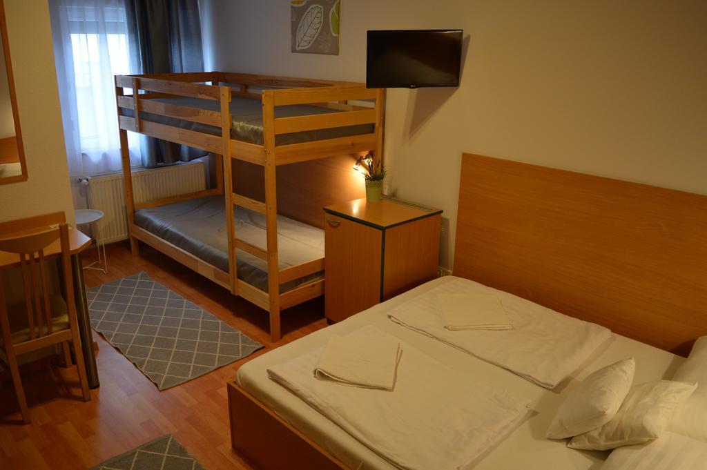 Alfred Panzio Bed & Breakfast Budapest Luaran gambar