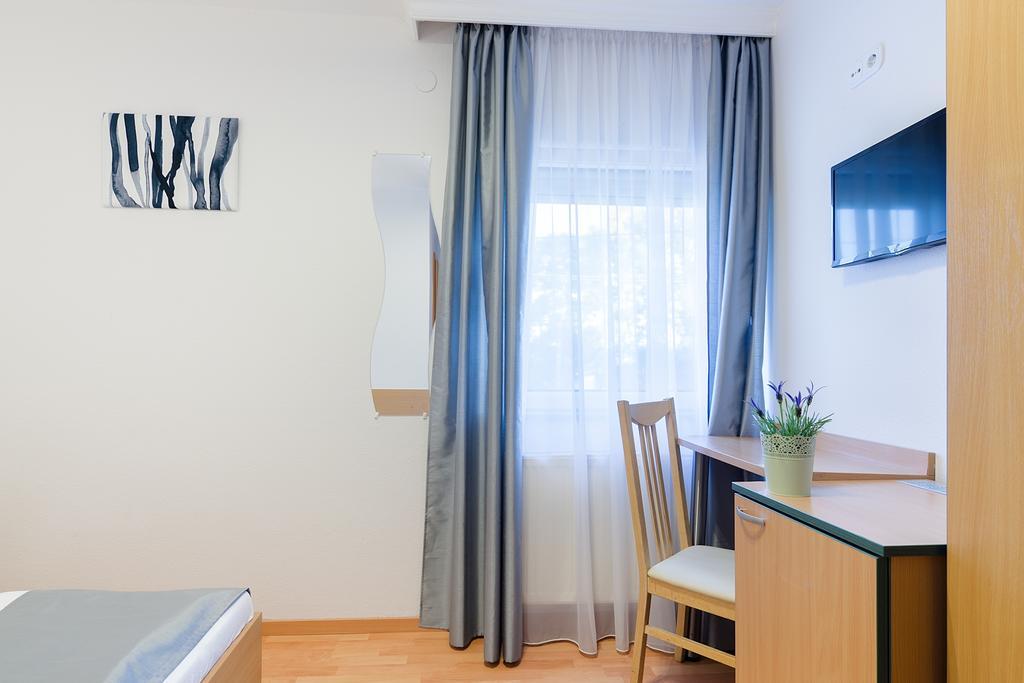 Alfred Panzio Bed & Breakfast Budapest Luaran gambar